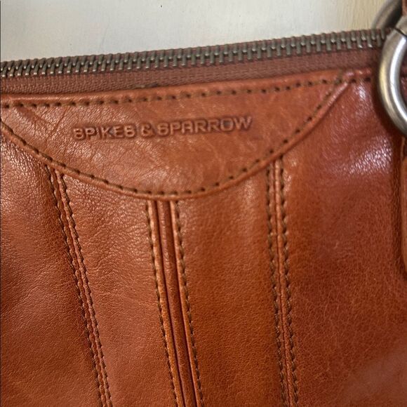 Spikes & Sparrow Leather Shoulder Bag - Picture 3 of 8